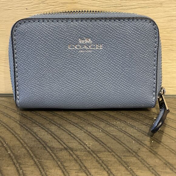 Coach Wallet Blue Pebbled Zip Around Card ID Case clutch holder coin purse READ - Picture 1 of 5
